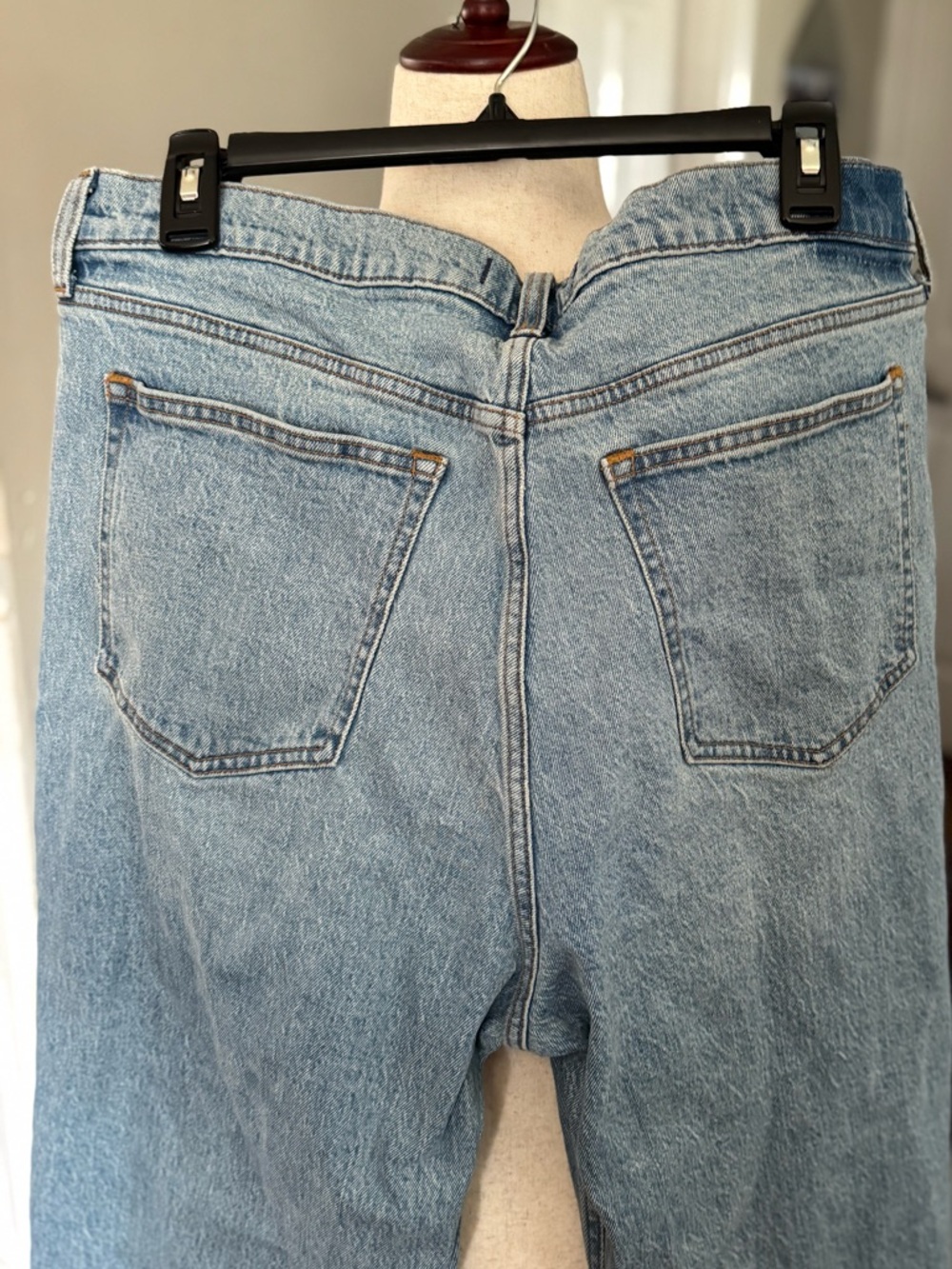 2 pairs A&F women’s jeans in size 33 - Picture 6 of 13